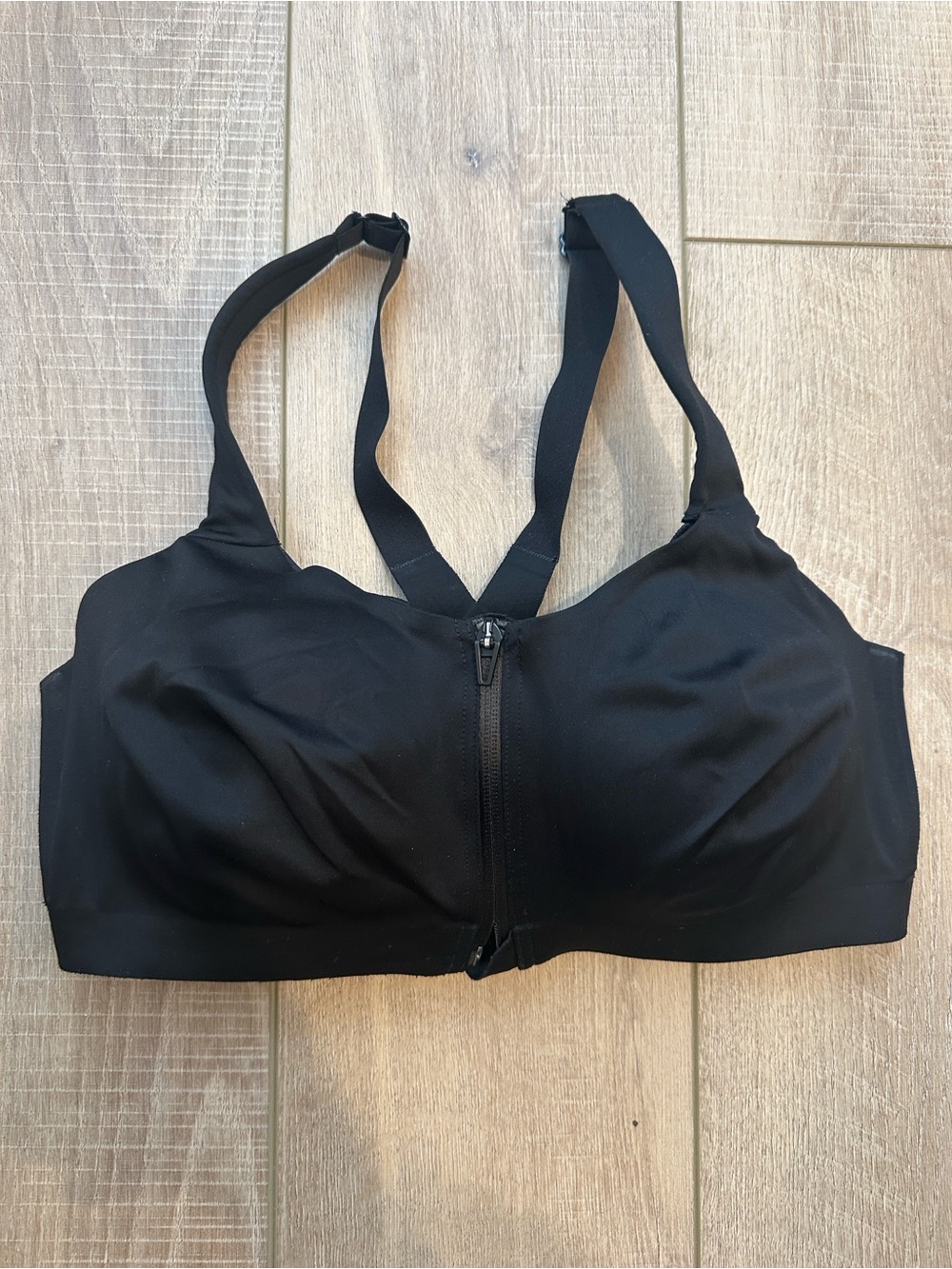 Victoria's Secret Knockout Black Front-Zip Sports Bra